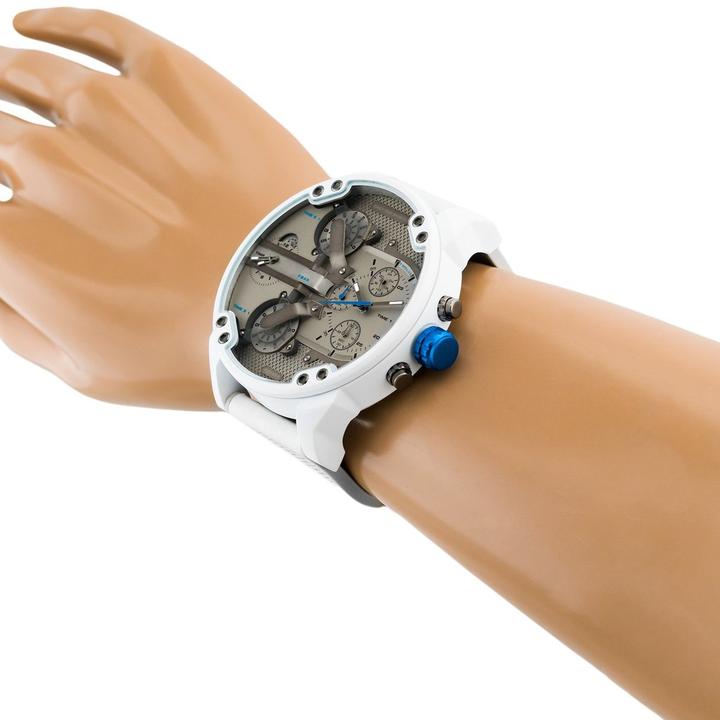 Diesel Mr. Daddy 2.0 Chrono White and Gray Men's Watch DZ7419